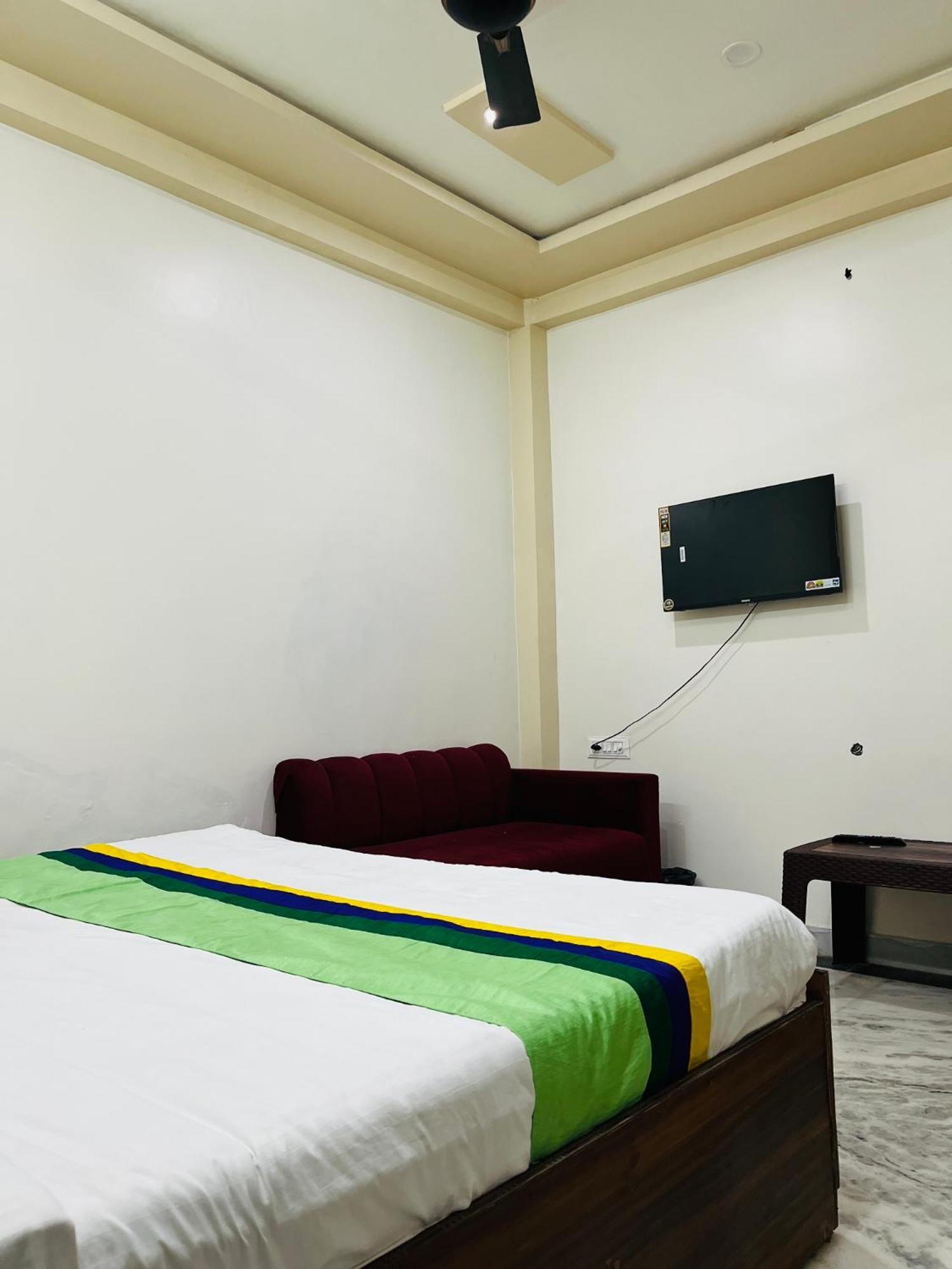 G B Palace Homestay