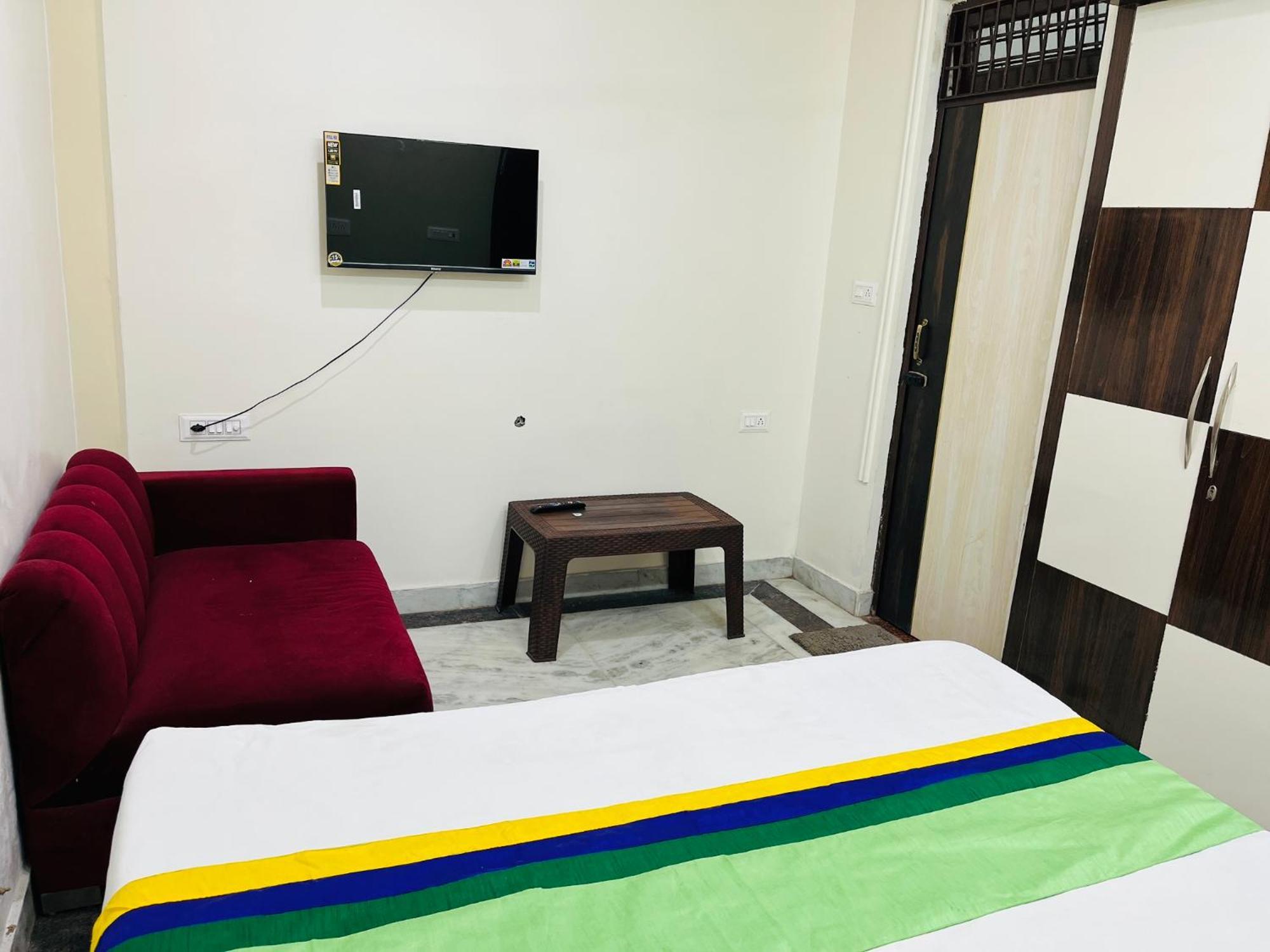 Hotel G B Palace Homestay Agra (Uttar Pradesh)